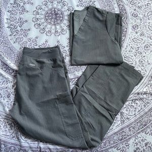 Figs graphite scrub set